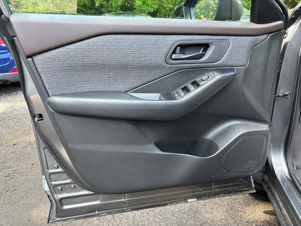 Certified 2023 Nissan Rogue S AWD/4WD image 15