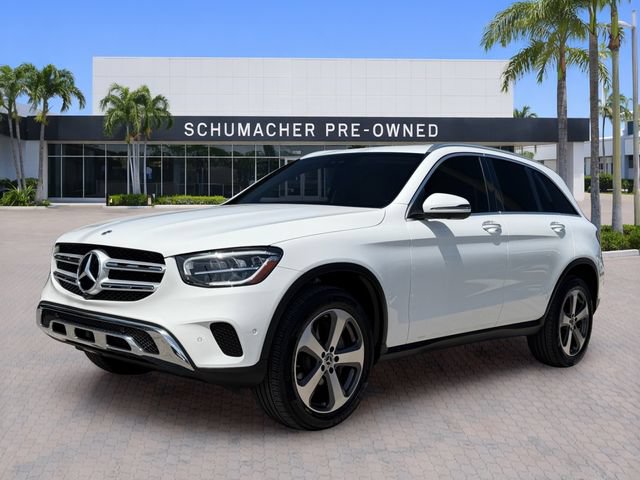Used 2022 Mercedes-Benz GLC 300 4MATIC image 3