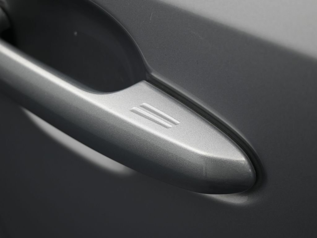 Used 2023 Toyota RAV4 XLE image 42