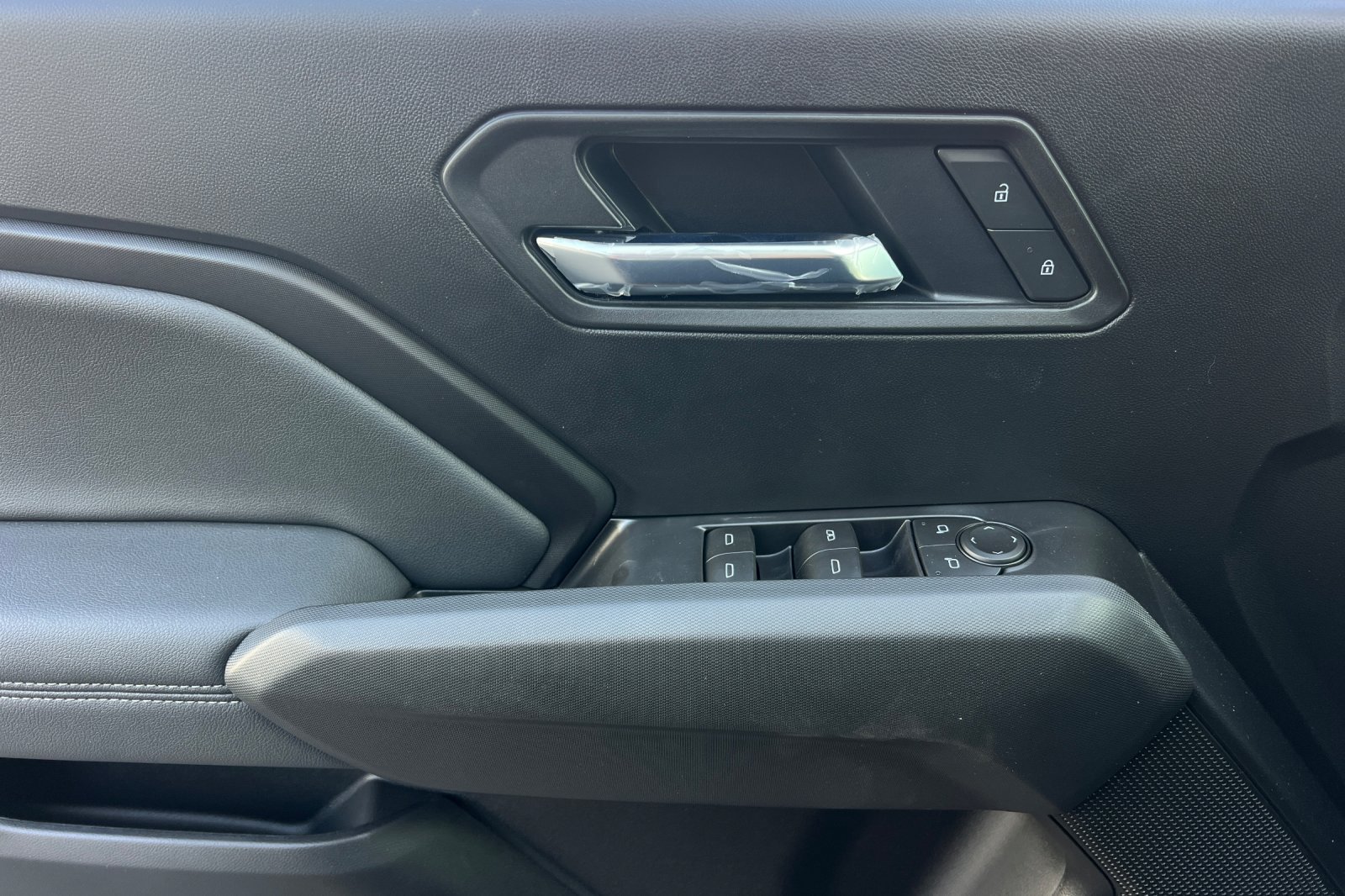 New 2026 GMC Canyon Elevation w/ Convenience Package AWD/4WD image 9