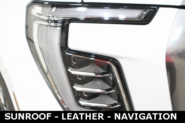 New 2025 GMC Yukon XL Denali w/ Sun & Power Step Package image 8