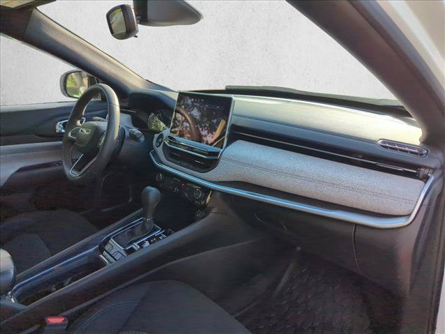 Used 2024 Jeep Compass Sport AWD/4WD image 26
