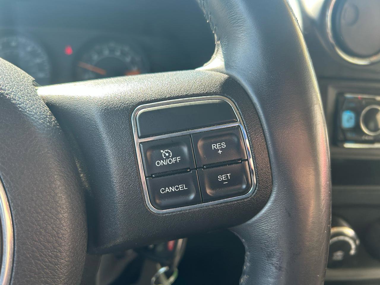 Used 2014 Jeep Patriot Latitude image 19