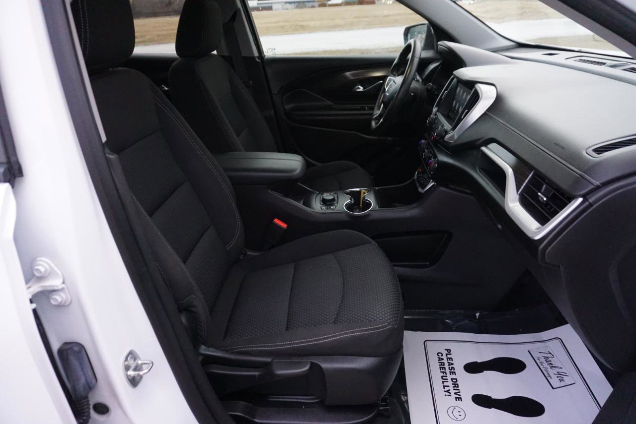 Used 2023 GMC Terrain SLE w/ Driver Convenience Package image 23