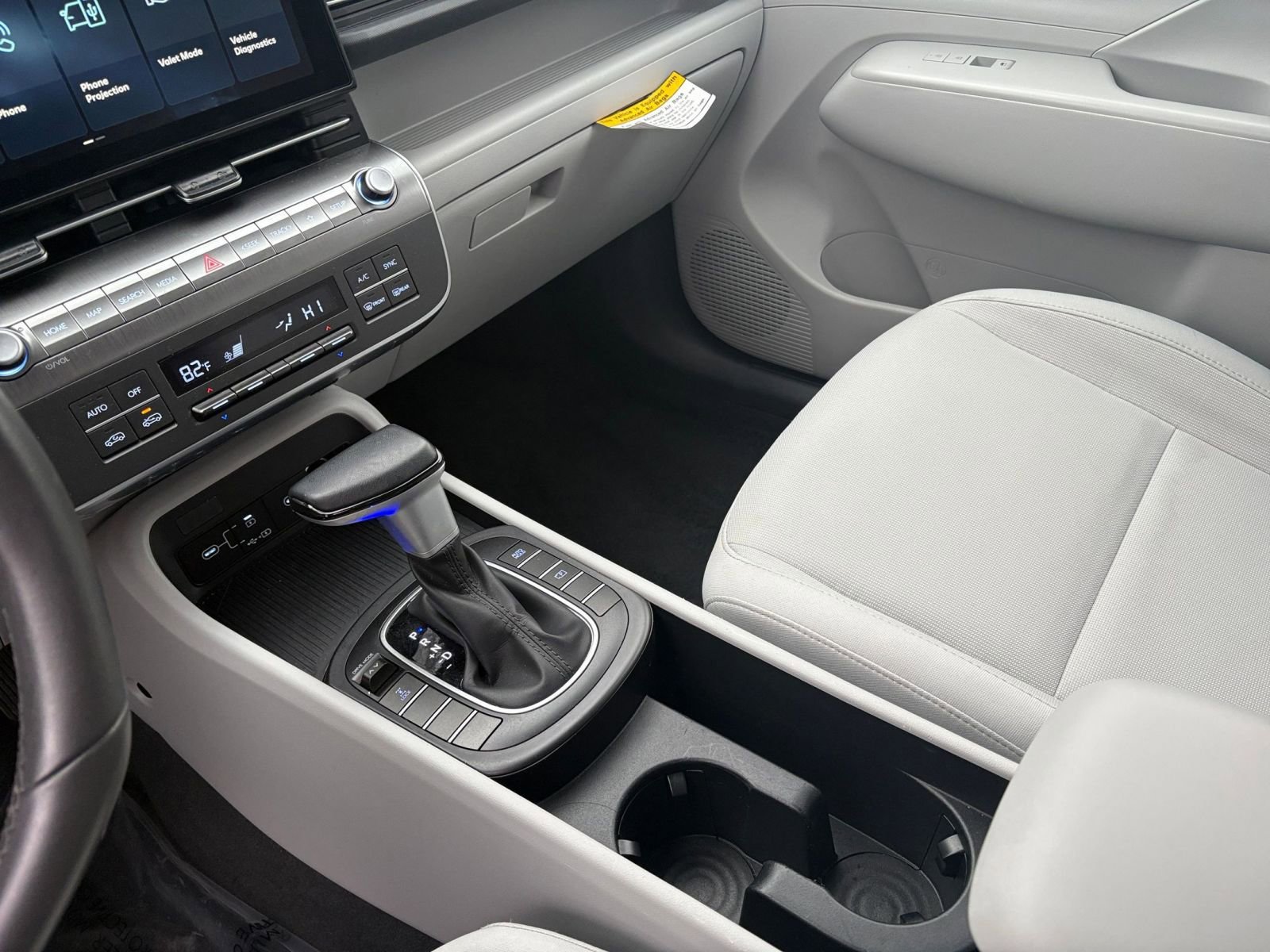 Used 2025 Hyundai Kona SEL image 41