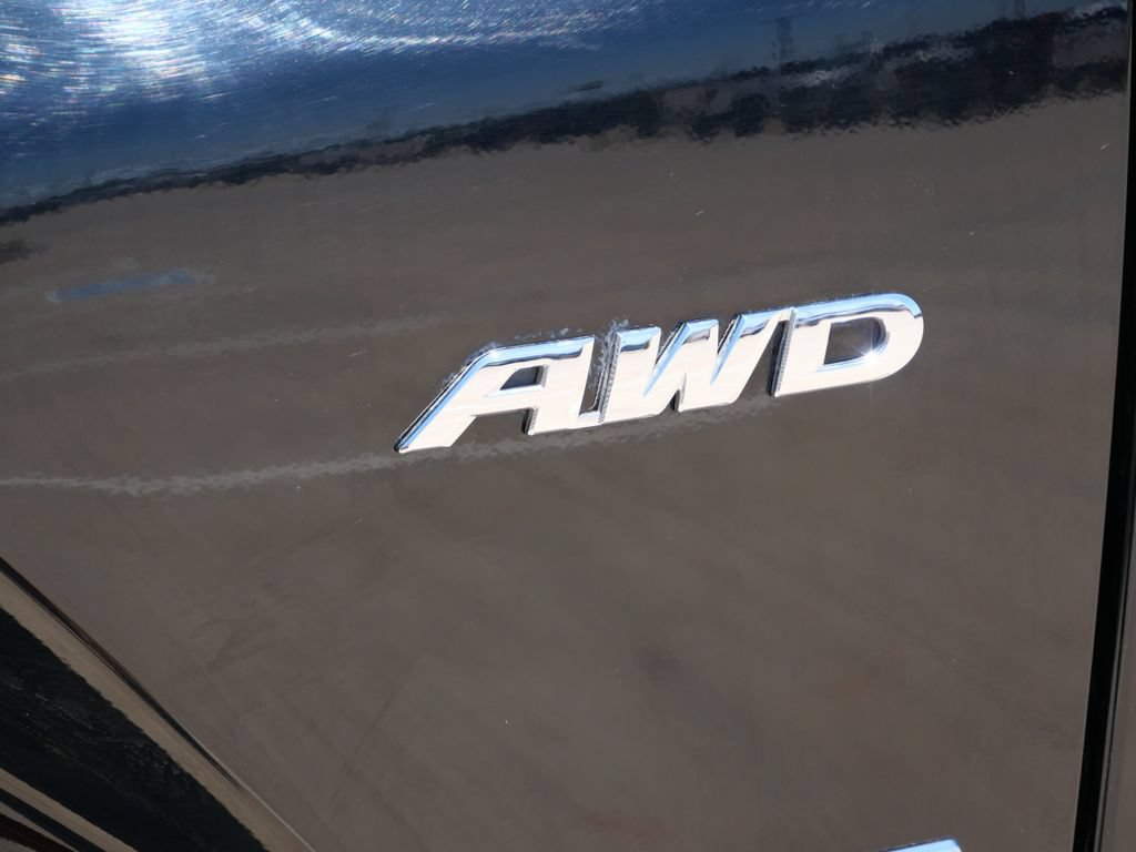 Used 2018 Honda CR-V Touring image 11