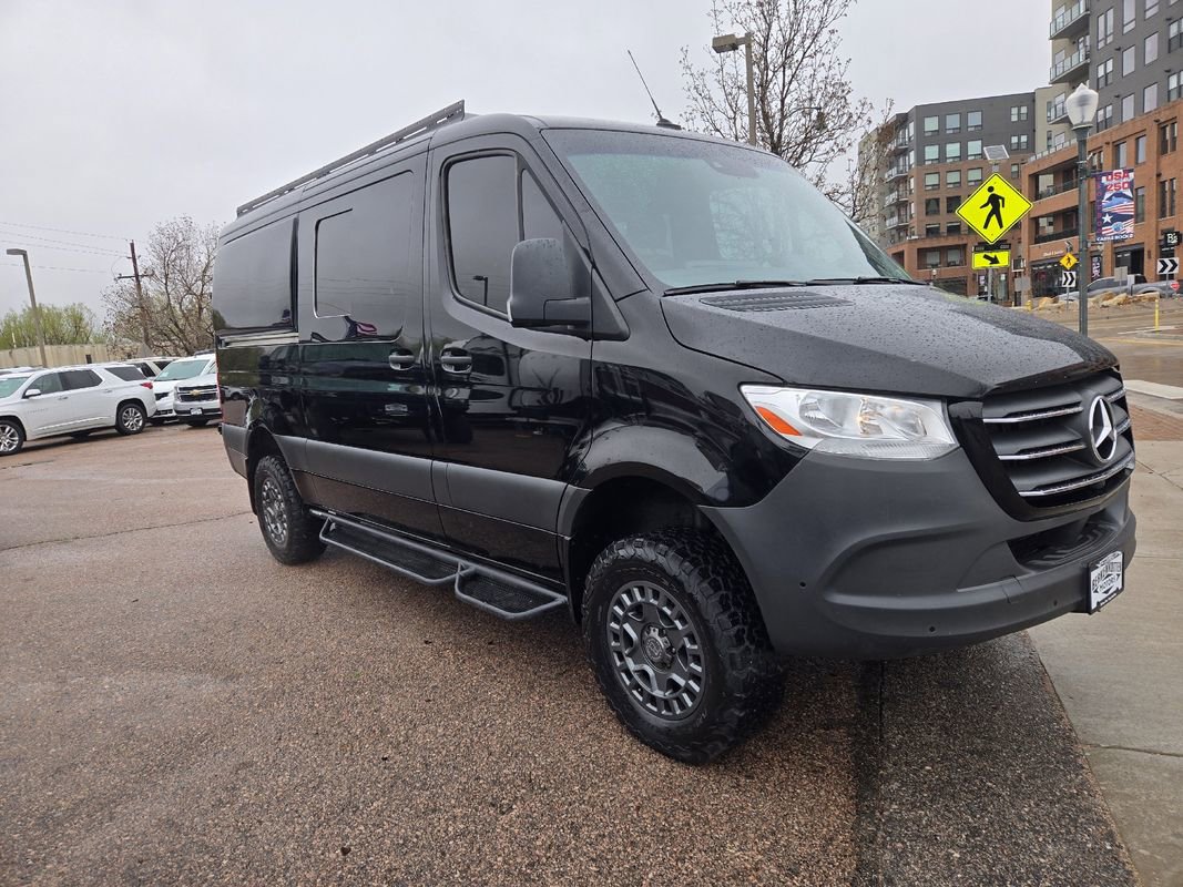 Used 2020 Mercedes-Benz Sprinter 2500 image 16