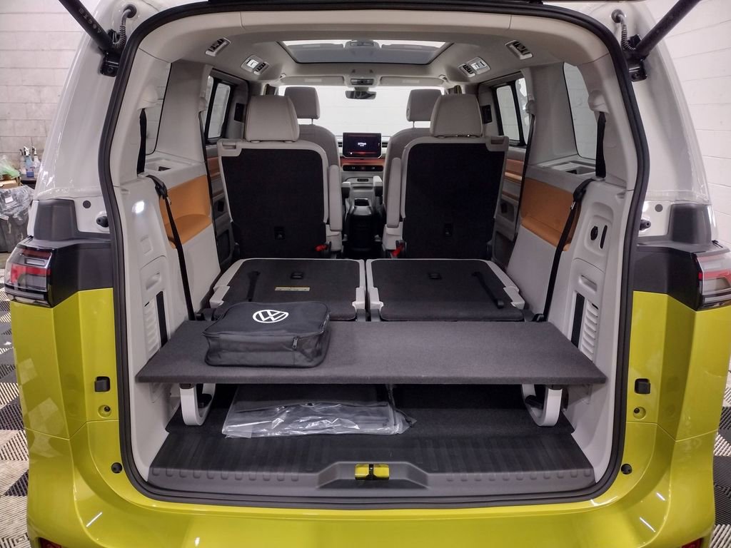 New 2025 Volkswagen ID. Buzz 1st Edition image 15