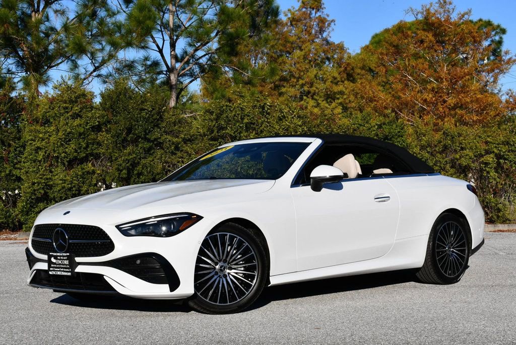 Used 2025 Mercedes-Benz CLE 300 4MATIC Cabriolet image 27