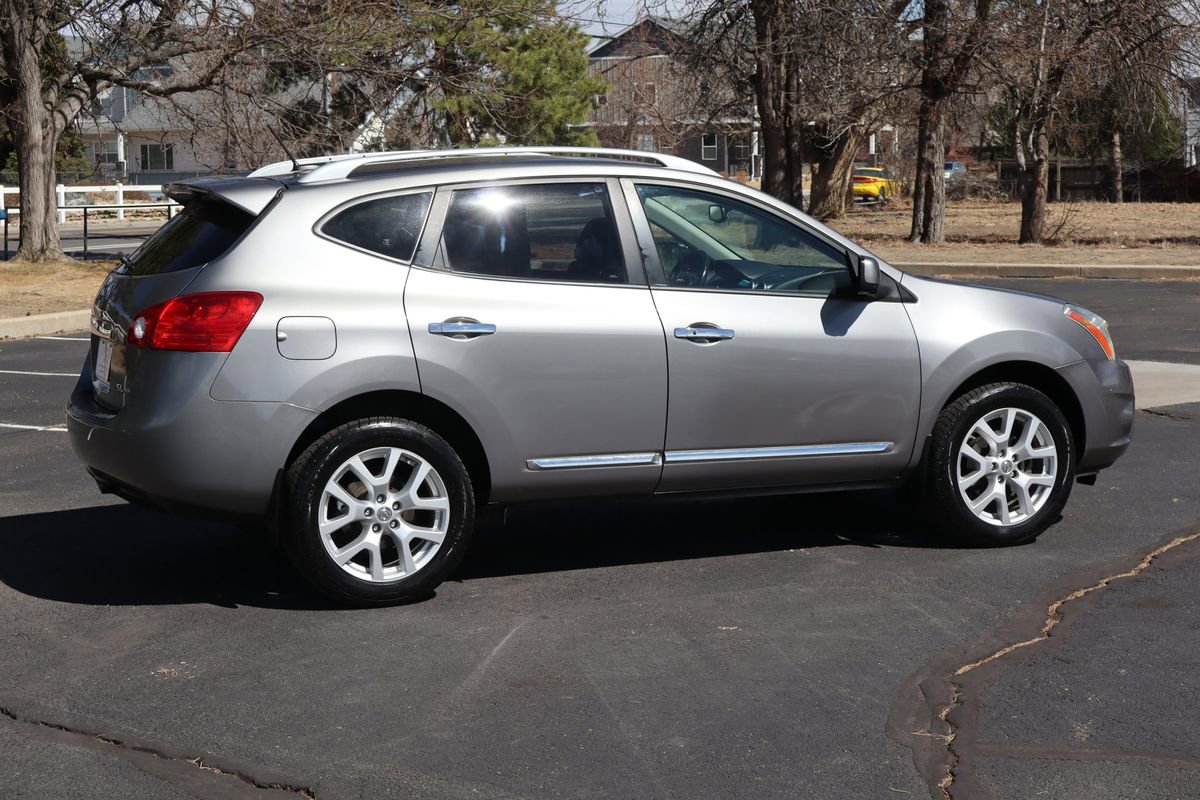 Used 2013 Nissan Rogue SL image 4