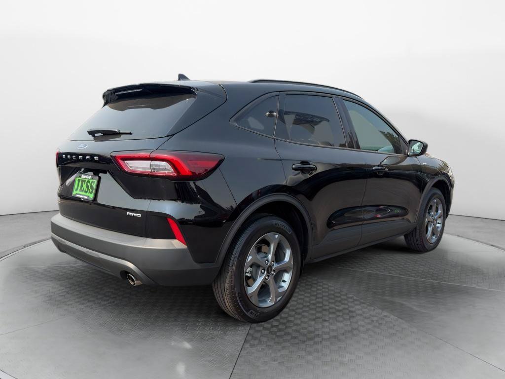 Certified 2026 Ford Escape ST-Line AWD/4WD image 6