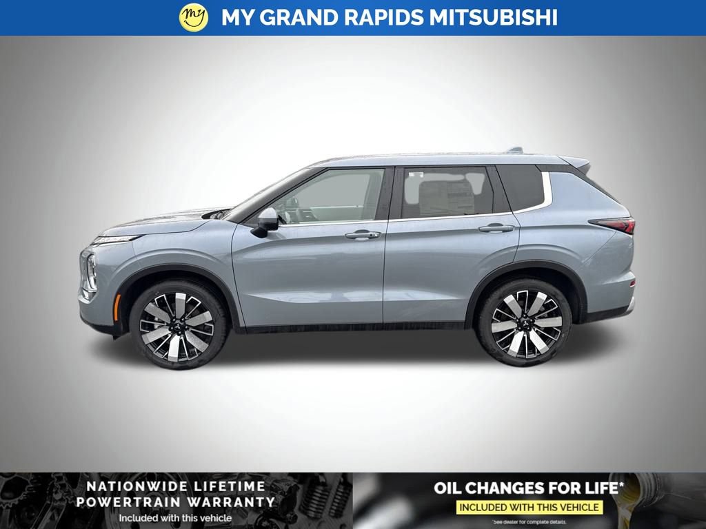 New 2026 Mitsubishi Outlander SE AWD/4WD image 4