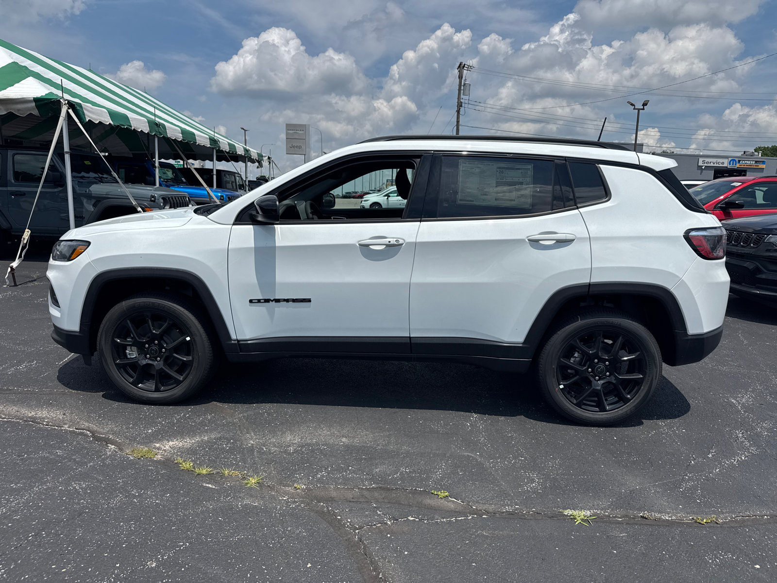 New 2026 Jeep Compass Latitude AWD/4WD image 3
