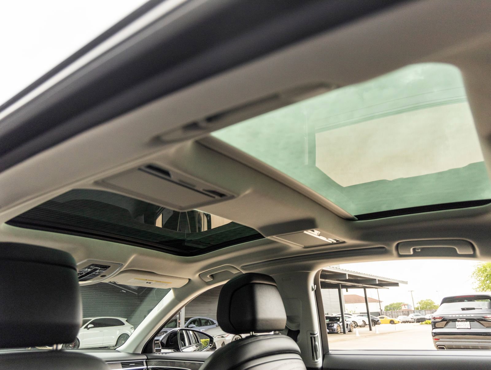 Used 2022 Audi A8 L 3.0T image 28