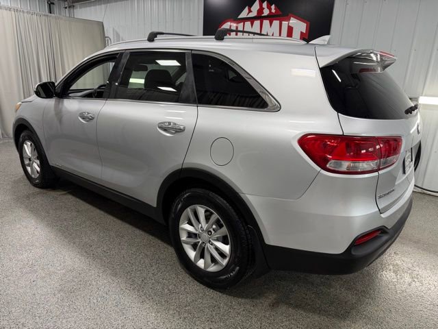 Used 2016 Kia Sorento LX w/ LX Convenience Package AWD/4WD image 6