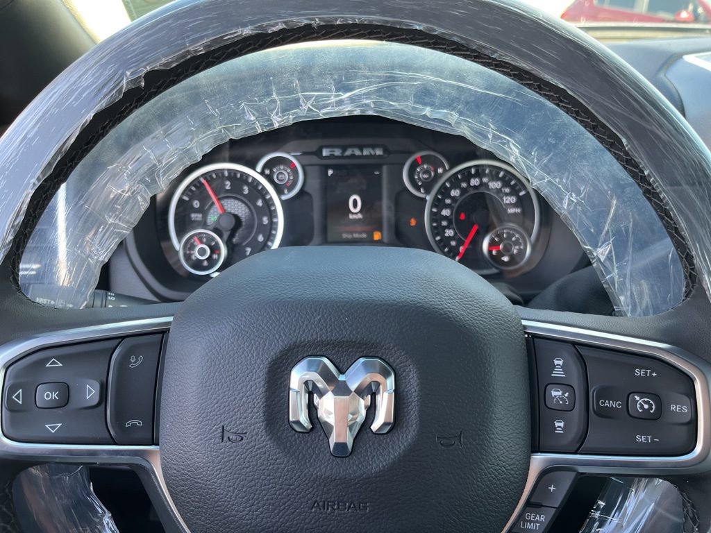 New 2026 RAM 2500 Big Horn AWD/4WD image 11