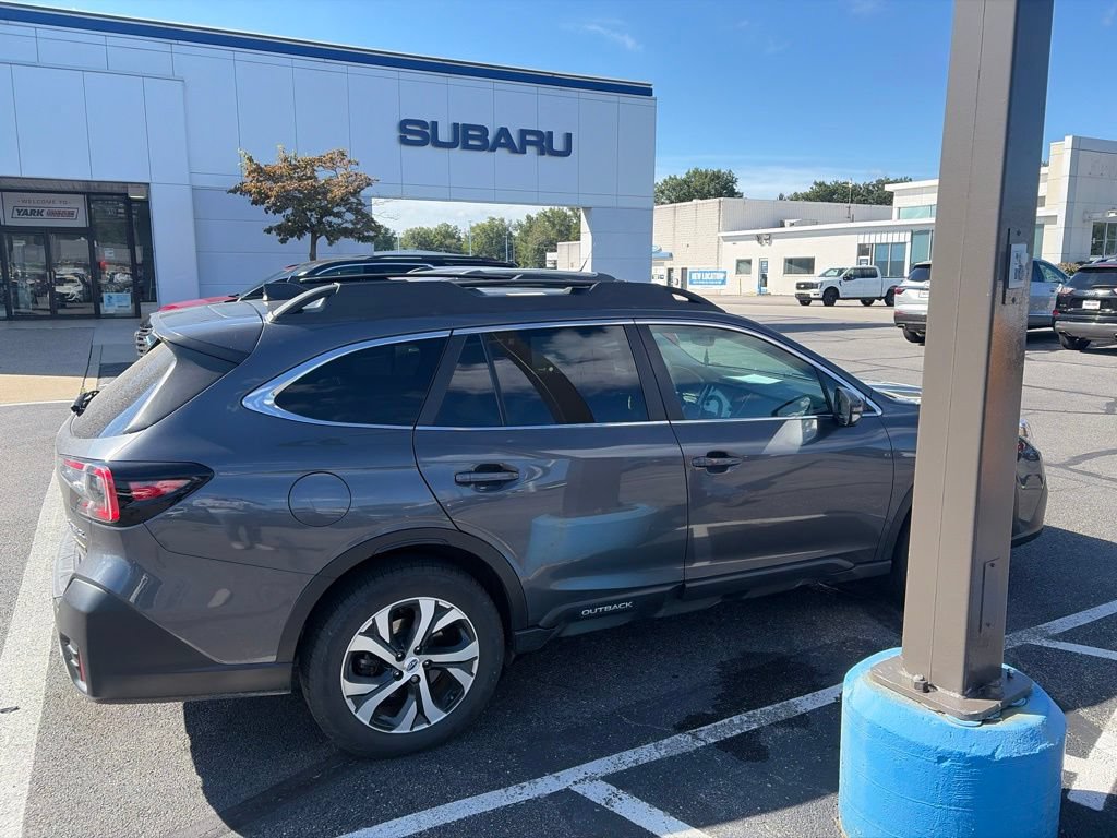 Used 2021 Subaru Outback Limited AWD/4WD image 2