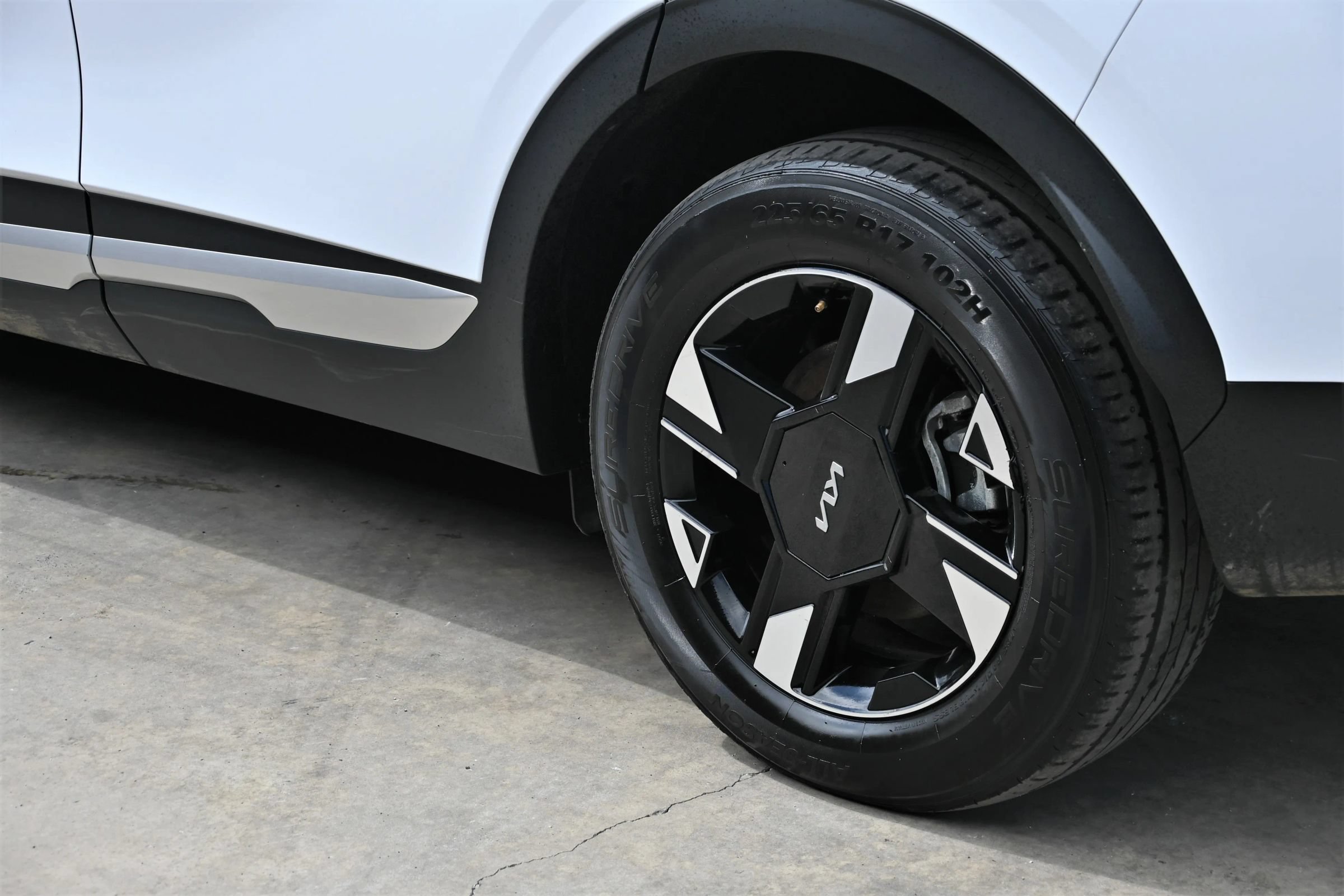 Used 2026 Kia Sportage LX FWD image 8