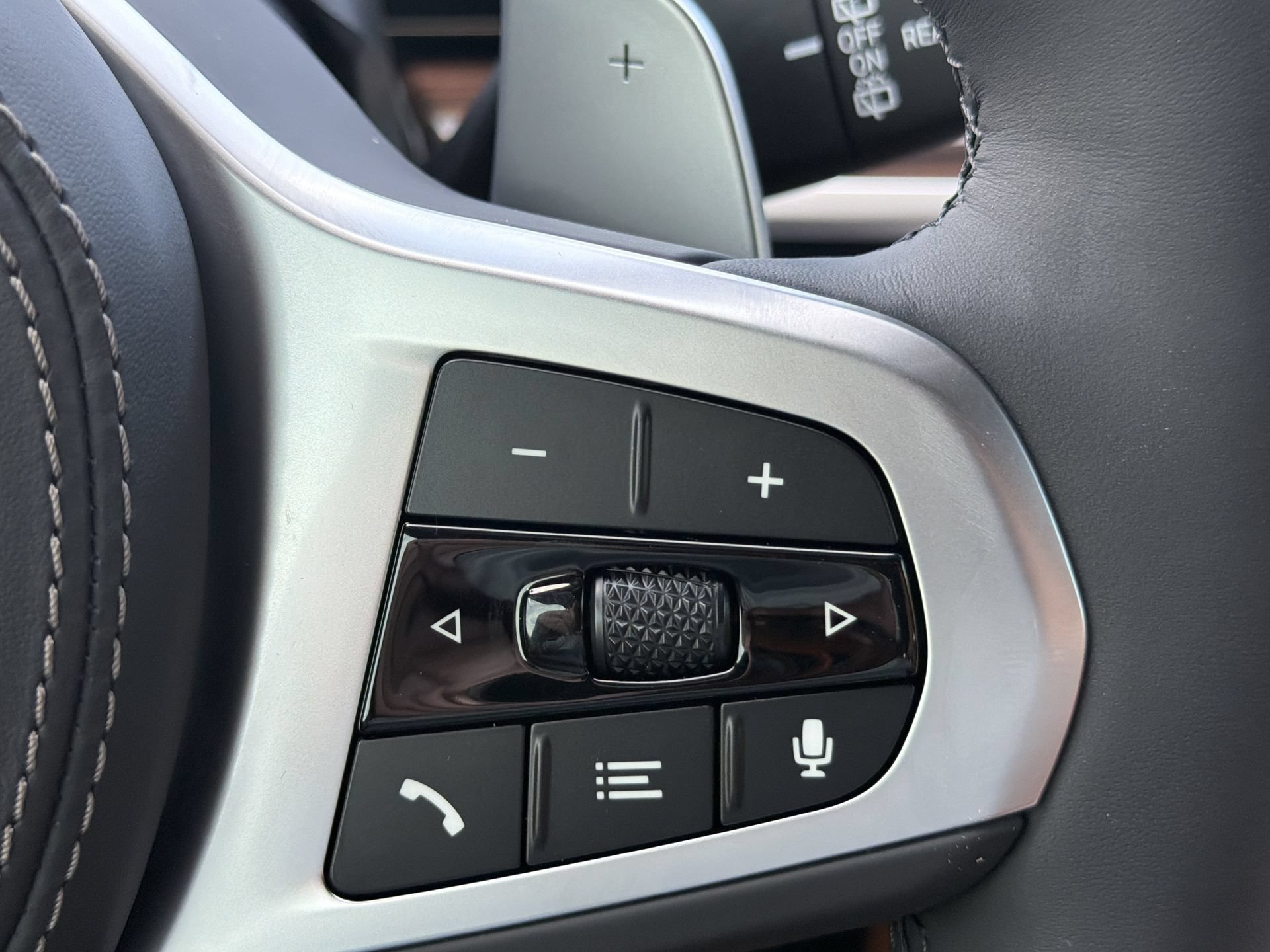 New 2027 BMW X7 xDrive40i AWD/4WD image 35
