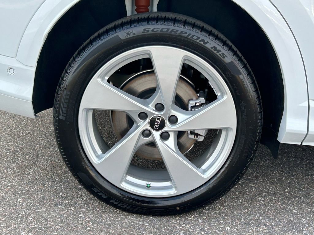 New 2025 Audi Q5 Premium Plus AWD/4WD image 56