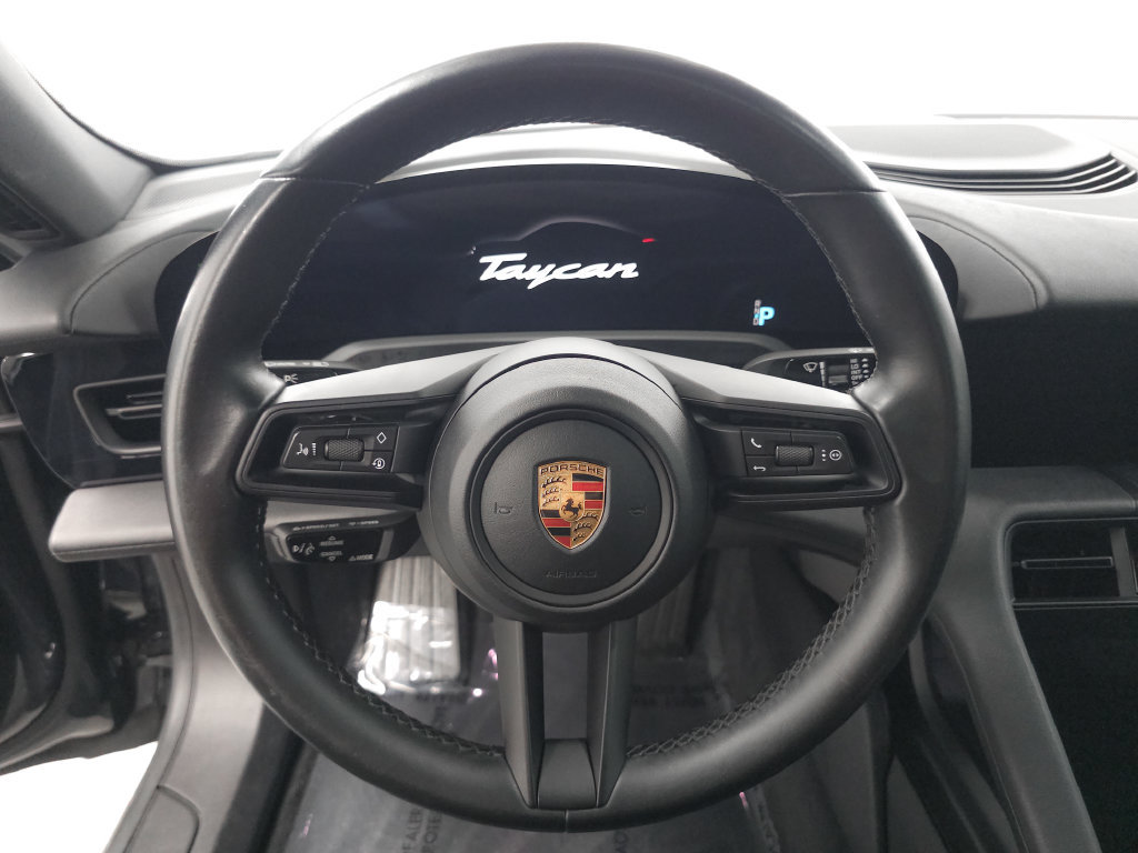 Used 2022 Porsche Taycan RWD image 12