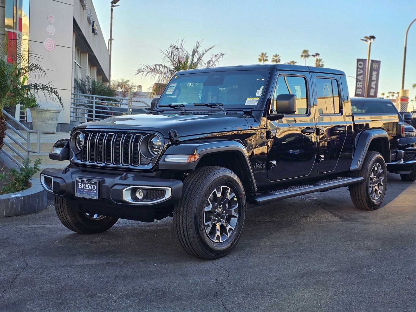 New 2026 Jeep Gladiator Sahara AWD/4WD image 3
