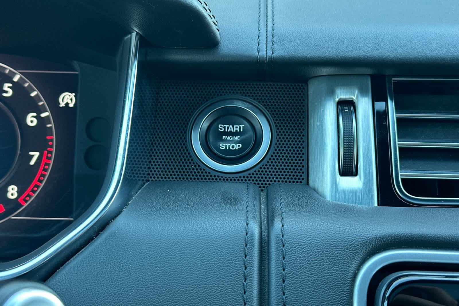 Used 2019 Land Rover Range Rover Autobiography AWD/4WD image 24
