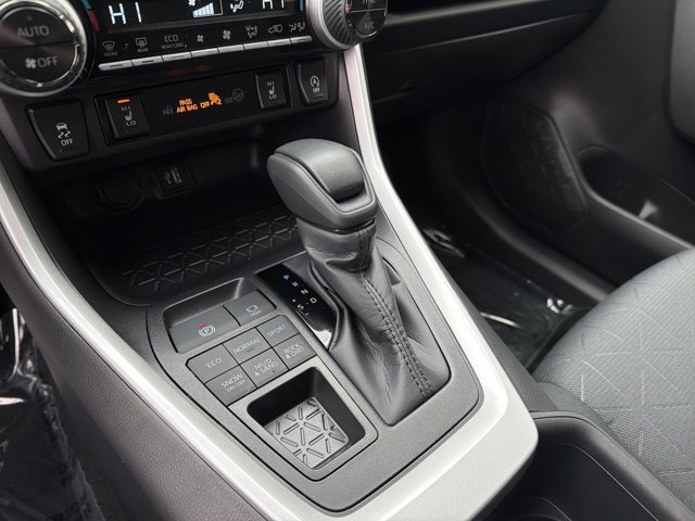 Certified 2025 Toyota RAV4 XLE w/ Convenience Package image 18