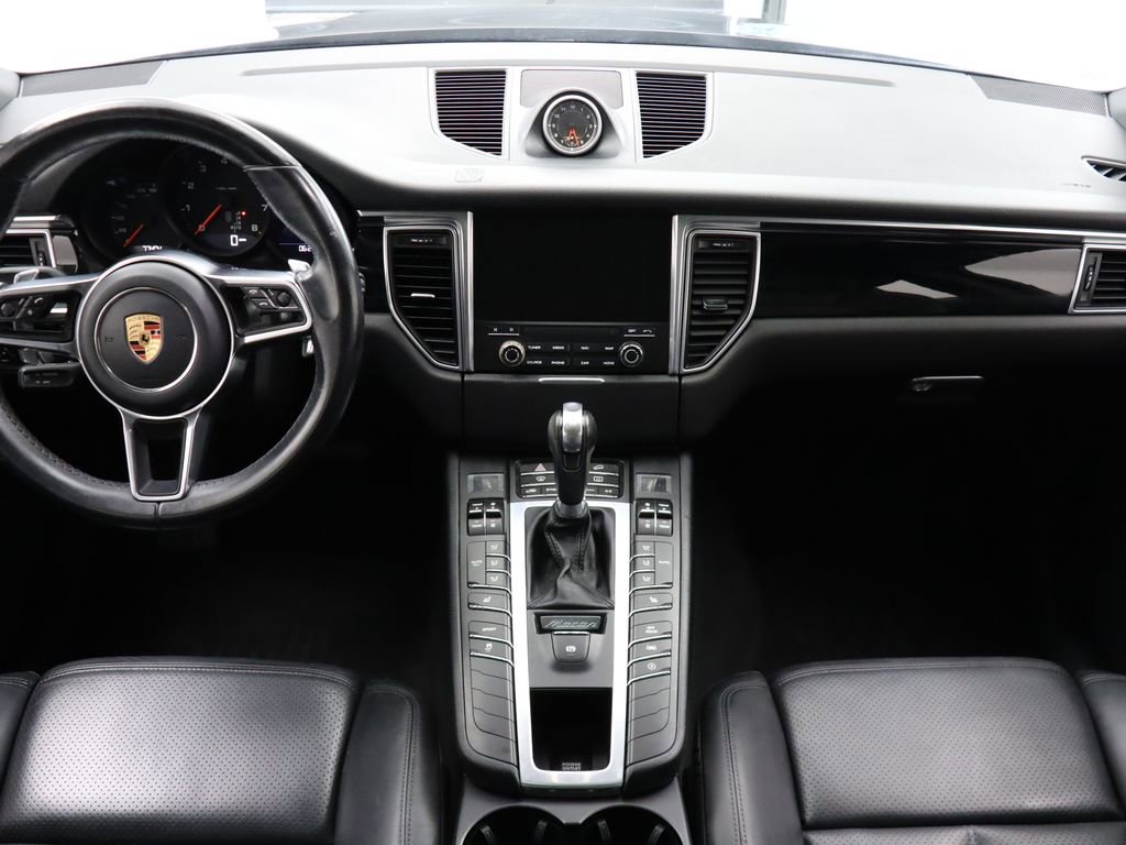 Used 2017 Porsche Macan image 18