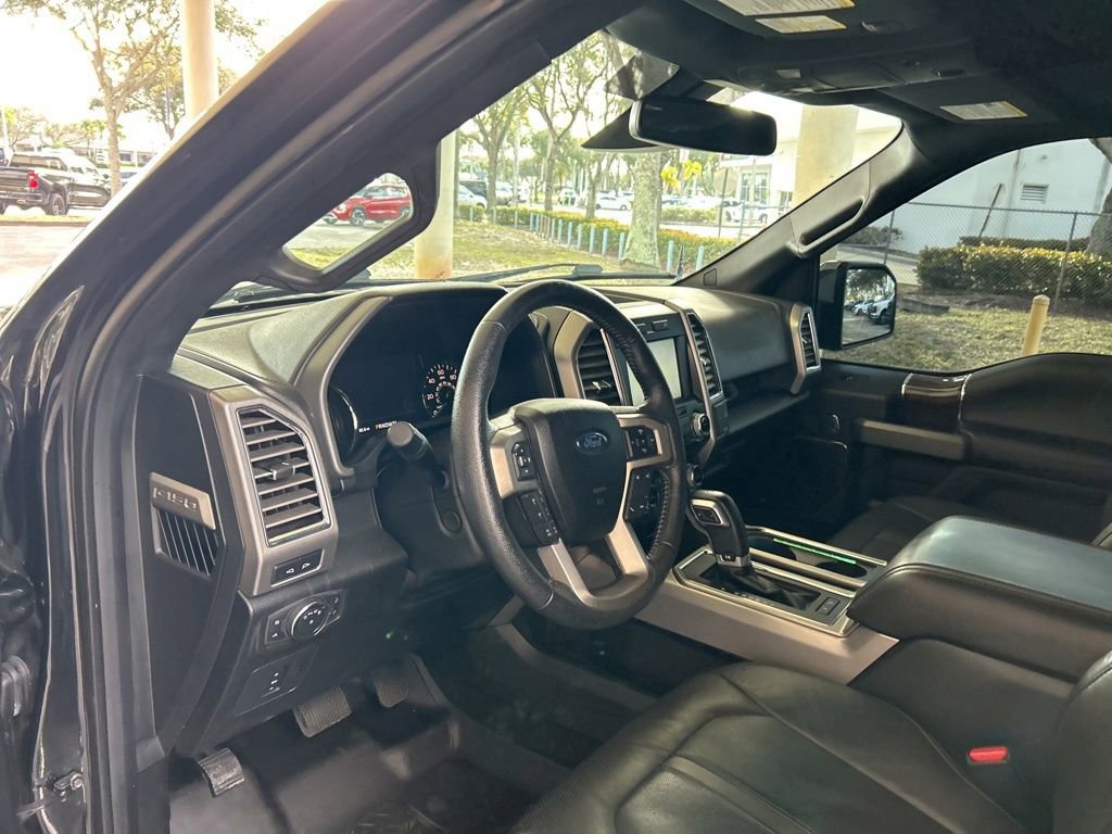 Used 2015 Ford F150 Platinum w/ Equipment Group 701A Luxury image 6