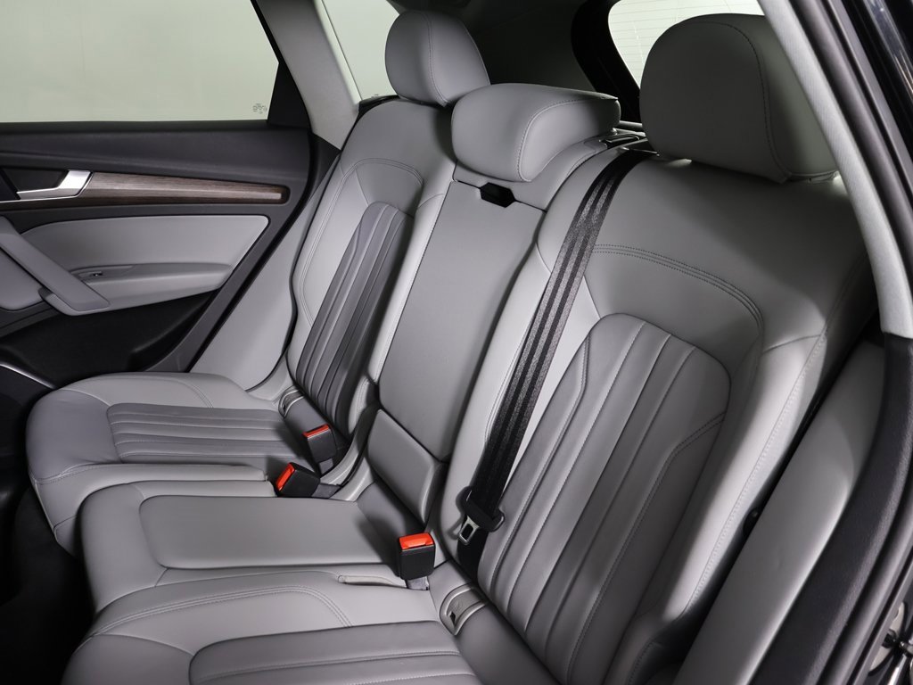 Used 2022 Audi Q5 2.0T Premium image 31