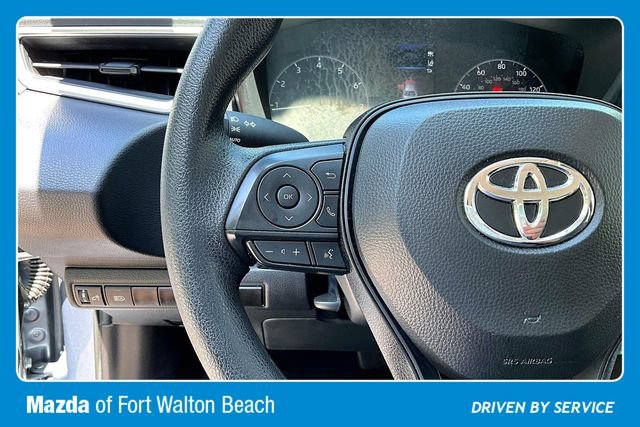 Used 2024 Toyota Corolla LE FWD image 10