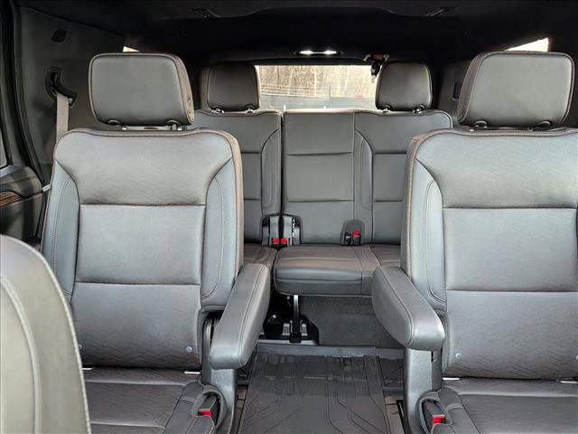 Used 2021 Chevrolet Tahoe High Country w/ Premium Package image 21