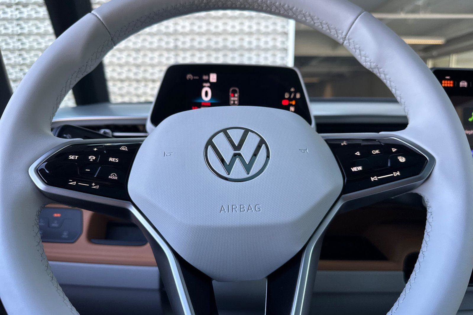 New 2025 Volkswagen ID. Buzz Pro S Plus image 21