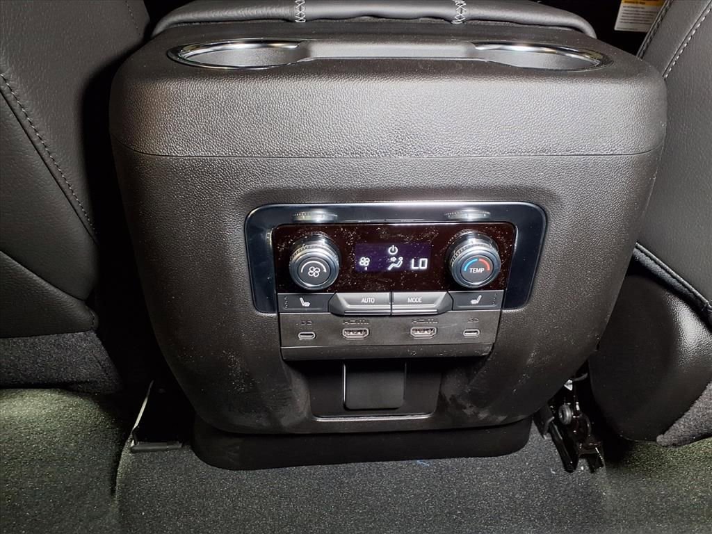 New 2026 GMC Yukon XL Denali w/ Advanced Technology Package image 12