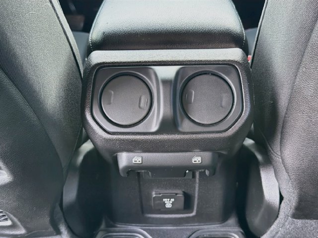 Used 2019 Jeep Wrangler Unlimited Rubicon AWD/4WD image 26