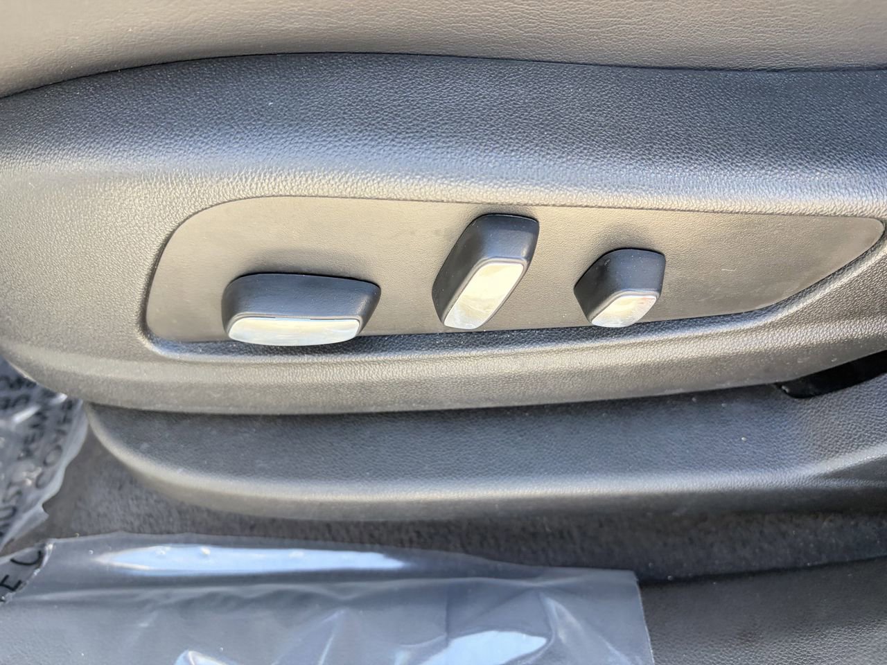 Certified 2023 Cadillac XT6 Premium Luxury w/ Technology Package image 21