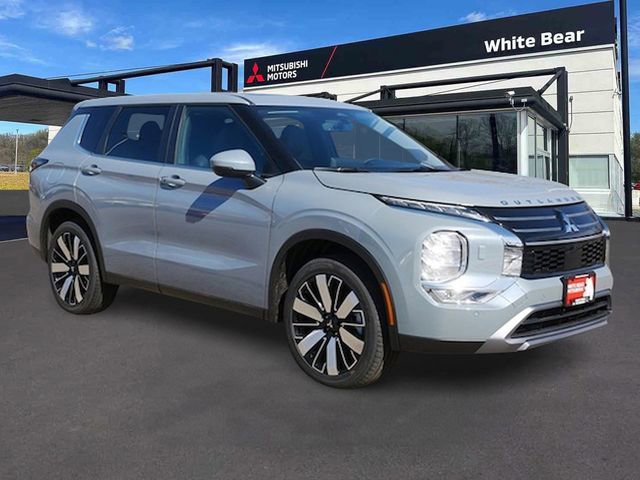 New 2026 Mitsubishi Outlander SE AWD/4WD image 1