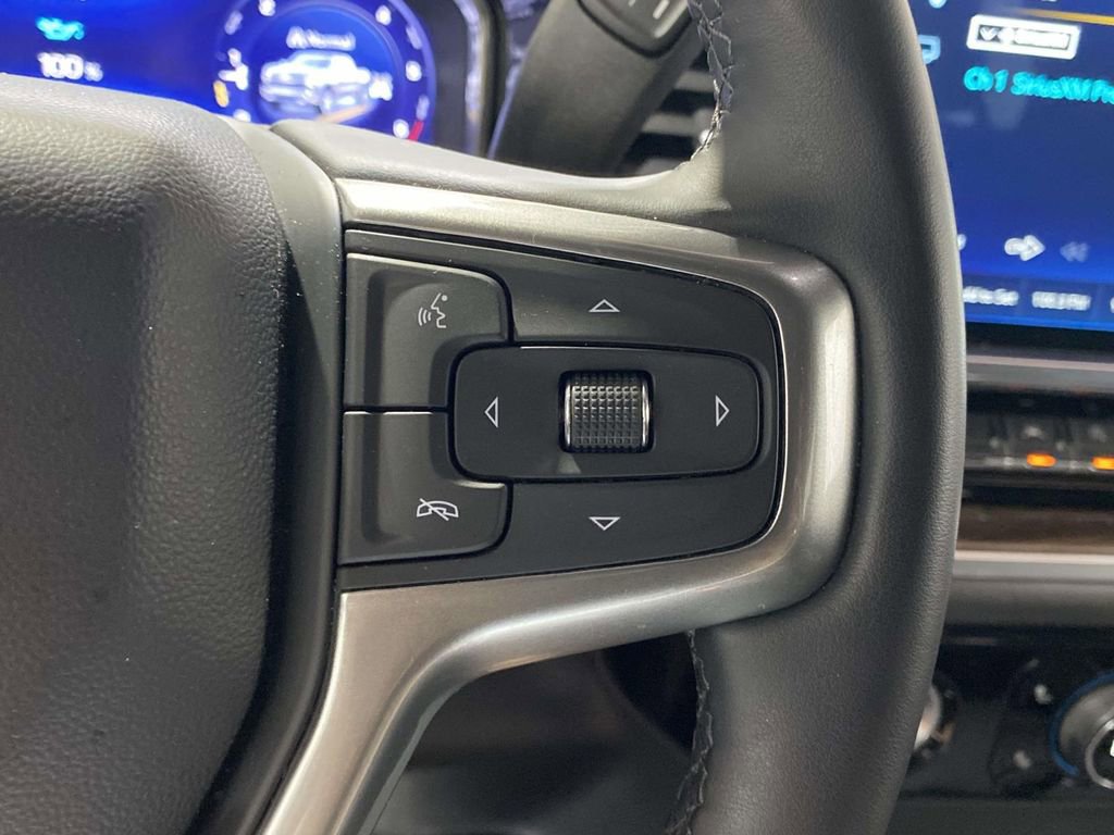 Used 2024 Chevrolet Silverado 1500 LT image 23