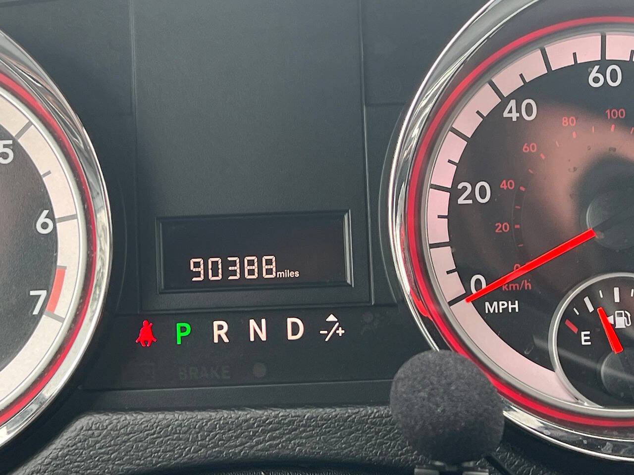 Used 2014 Dodge Grand Caravan SXT w/ Blacktop Package FWD image 24