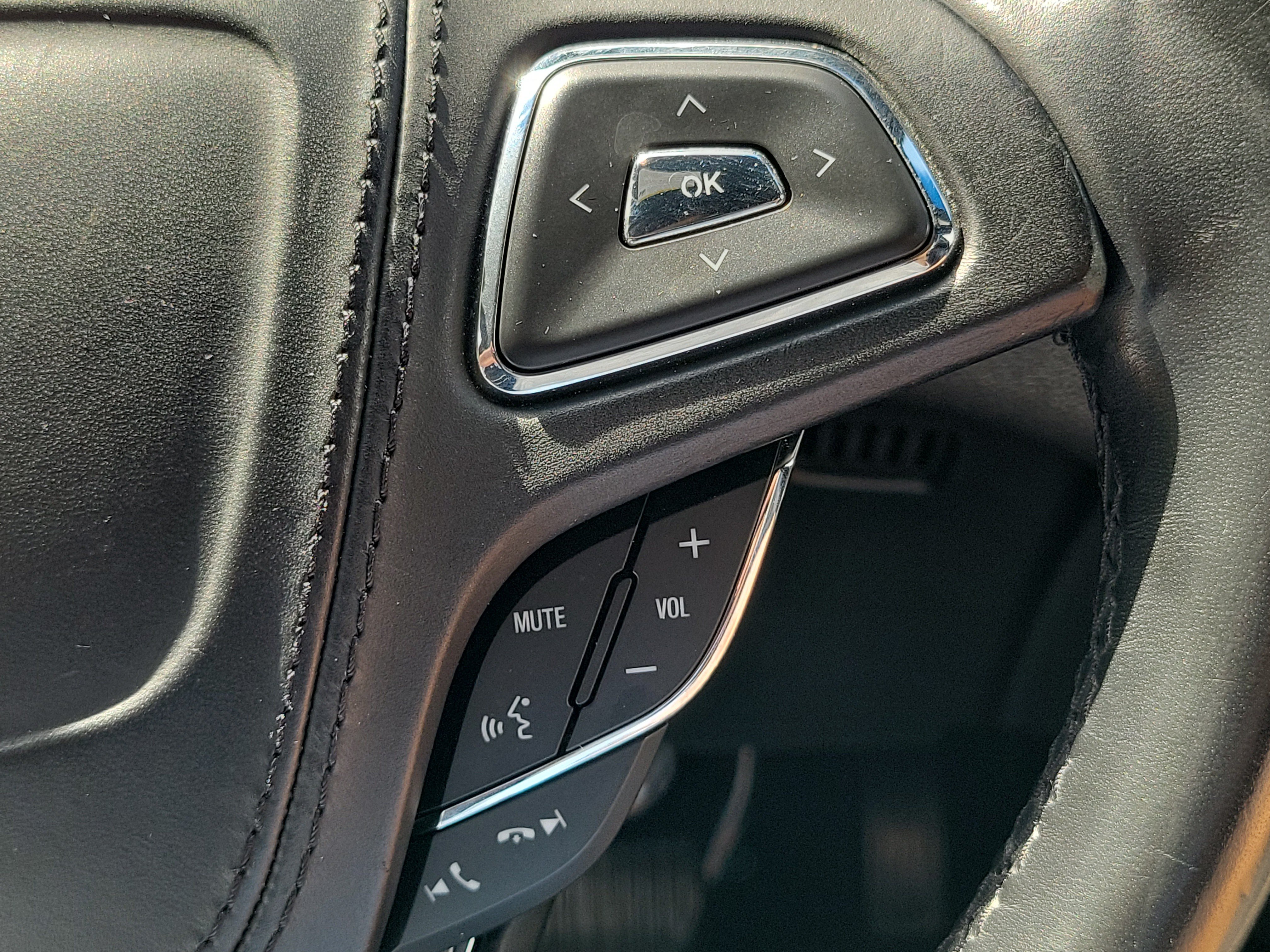 Used 2020 Lincoln MKZ FWD image 21