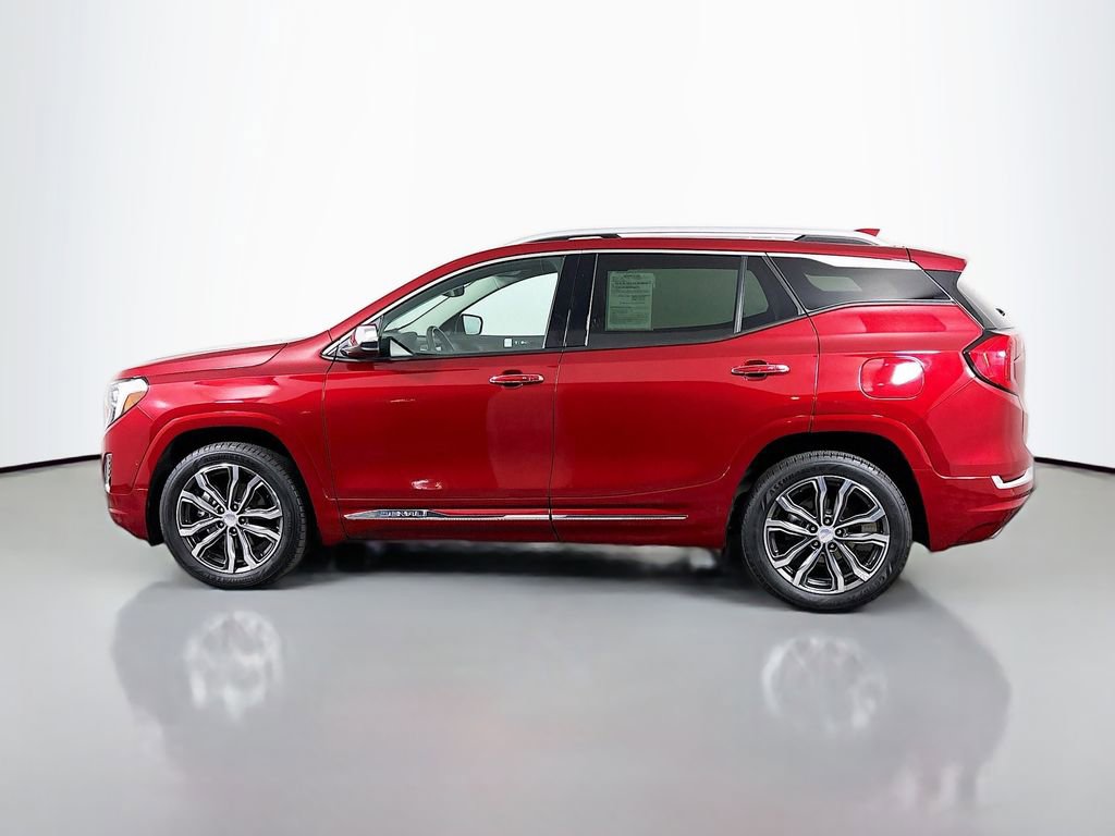 Used 2018 GMC Terrain Denali w/ Advanced Safety Package AWD/4WD image 5