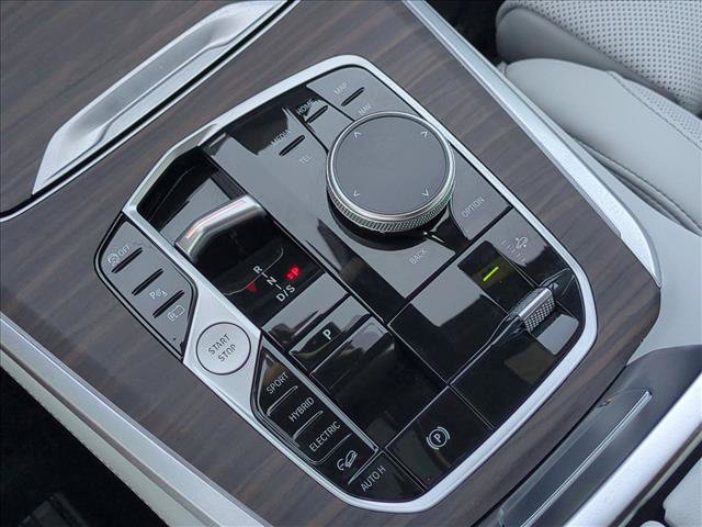 Certified 2026 BMW X5 xDrive50e w/ M Sport Package AWD/4WD image 12