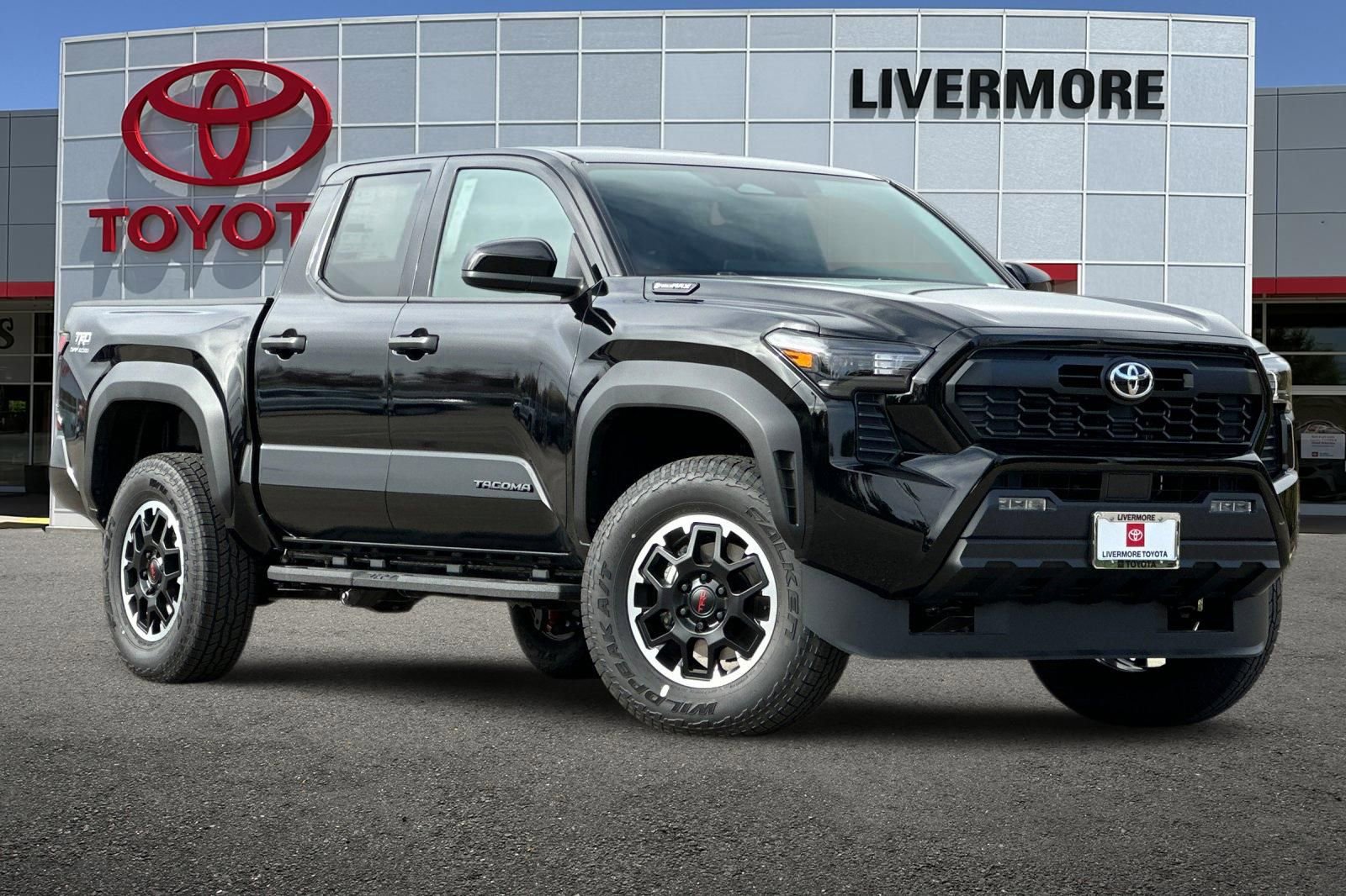 New 2025 Toyota Tacoma TRD Off-Road image 2
