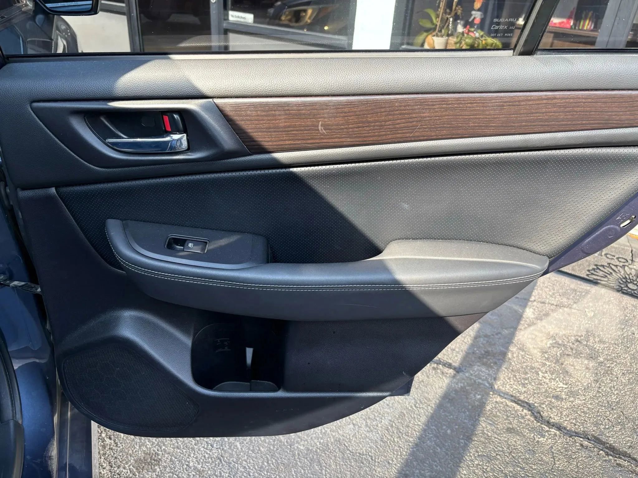 Used 2017 Subaru Legacy 2.5i Limited image 17