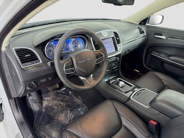 Used 2023 Chrysler 300 Touring L w/ Popular Equipment Group image 29