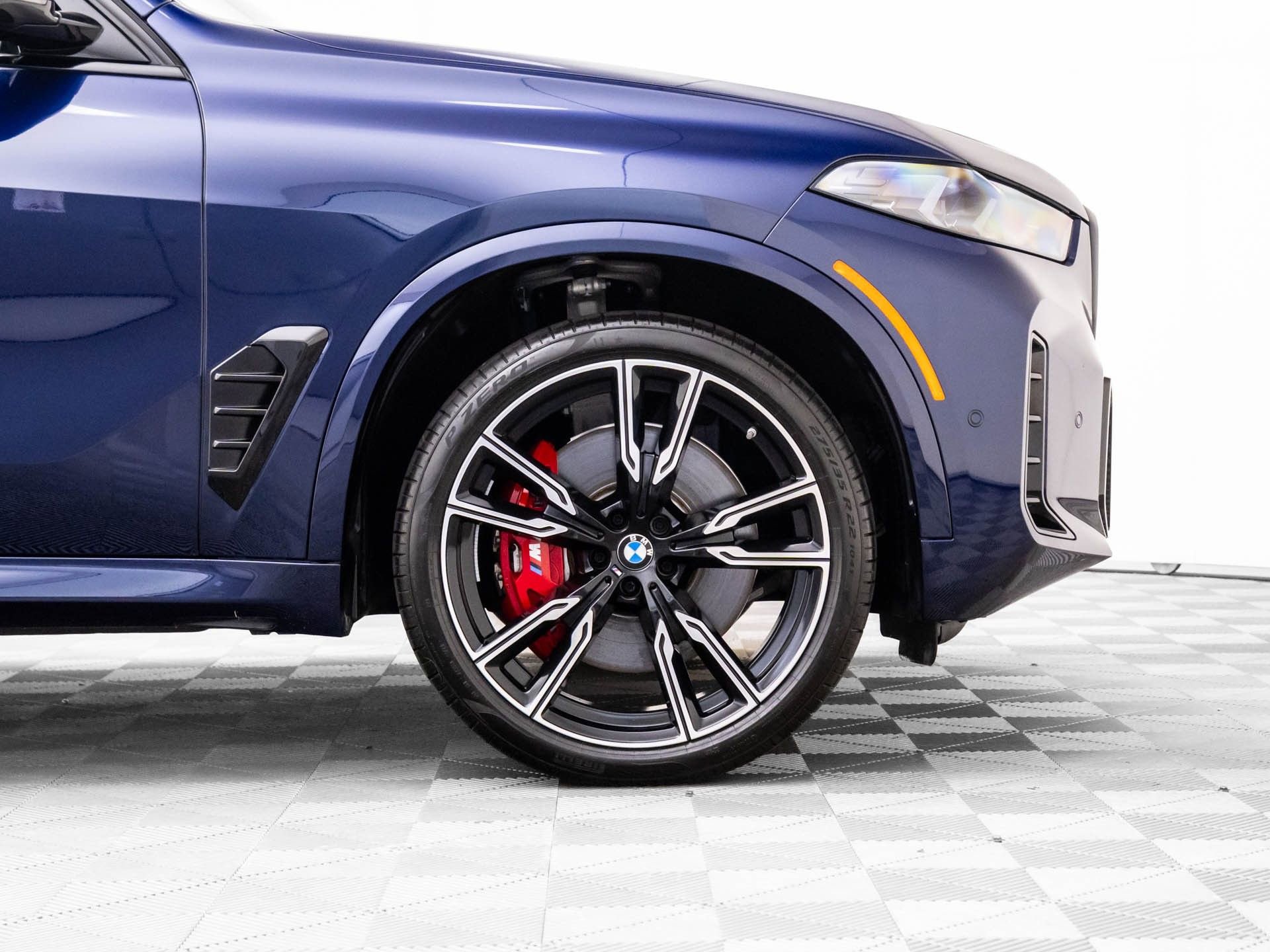 Certified 2025 BMW X5 M60i w/ Climate Comfort Package image 33