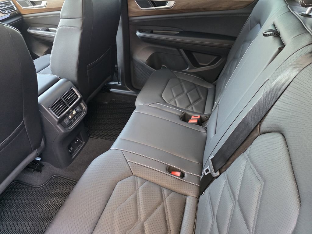 New 2026 Volkswagen Atlas SE FWD image 19