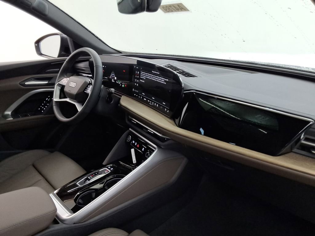 New 2025 Audi Q5 Premium Plus image 24