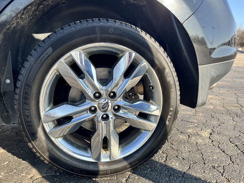 Used 2013 Ford Edge SEL image 35